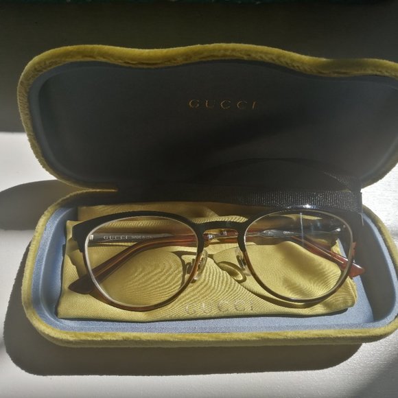 Authentic Gucci Frames Women's Glasses - Picture 5 of 6